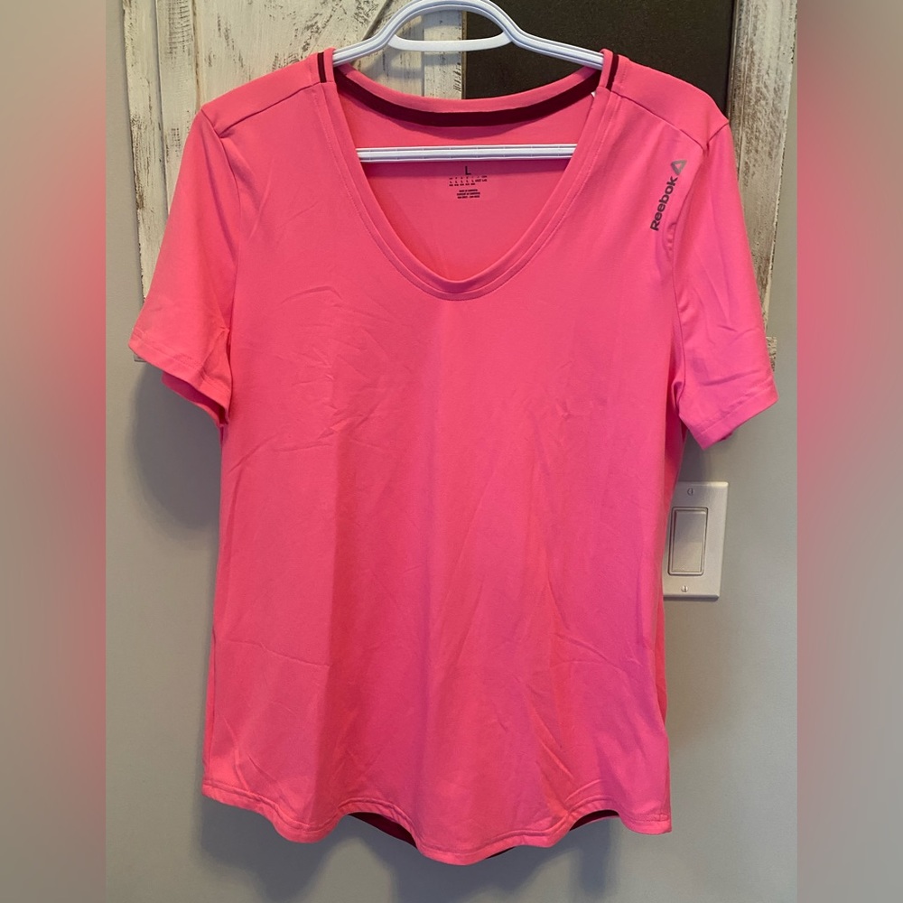 NWOT Reebok Workout Top
